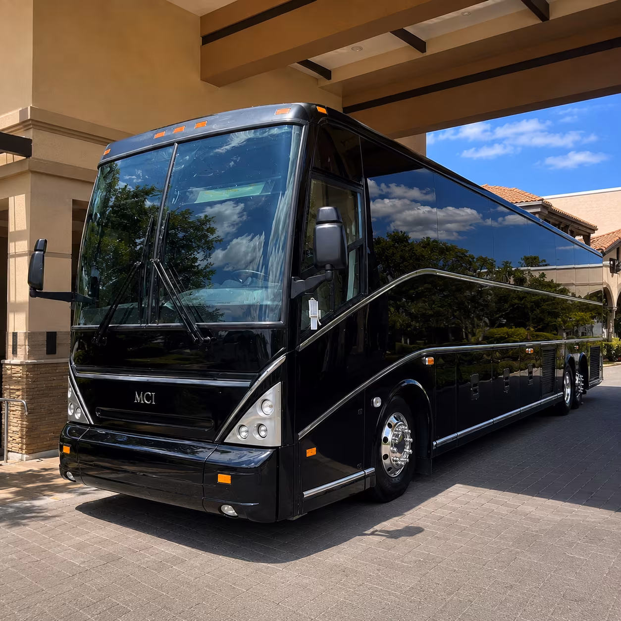 charter buses to the arizona sonora desert museum and tucson science destinations