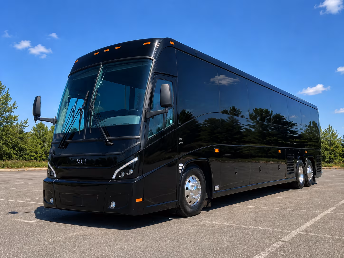 shuttle your guests between tucson hotels and your marana venue